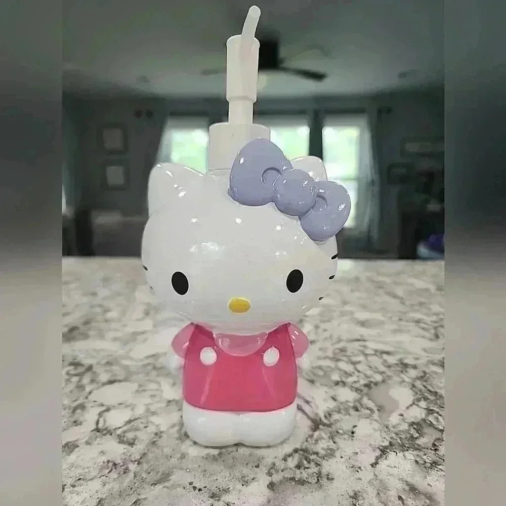 New Hello Kitty Hands On Mouth Pink With Purple Bow Lotion Soap Dispenser Pump